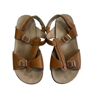 SAS Captiva Sandals 11 Wide Tan Leather T-Strap Comfort Sole TriPad Adjustable